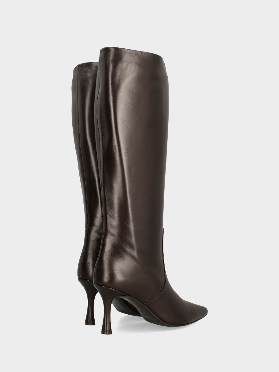 Botte en nappa marron foncé avec talon aiguille