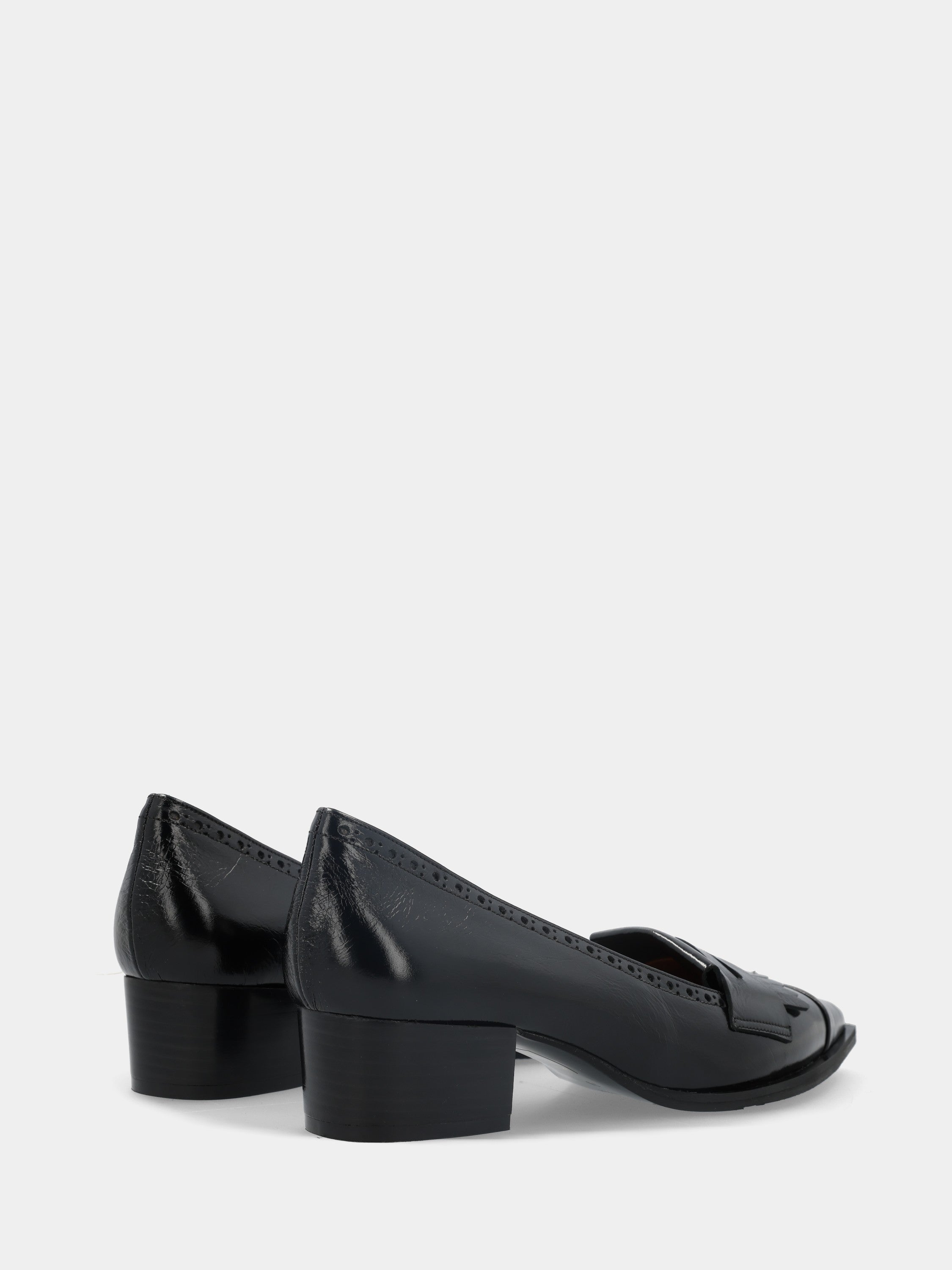 Mocassin en naplak noir avec frange, masque et talon bloc