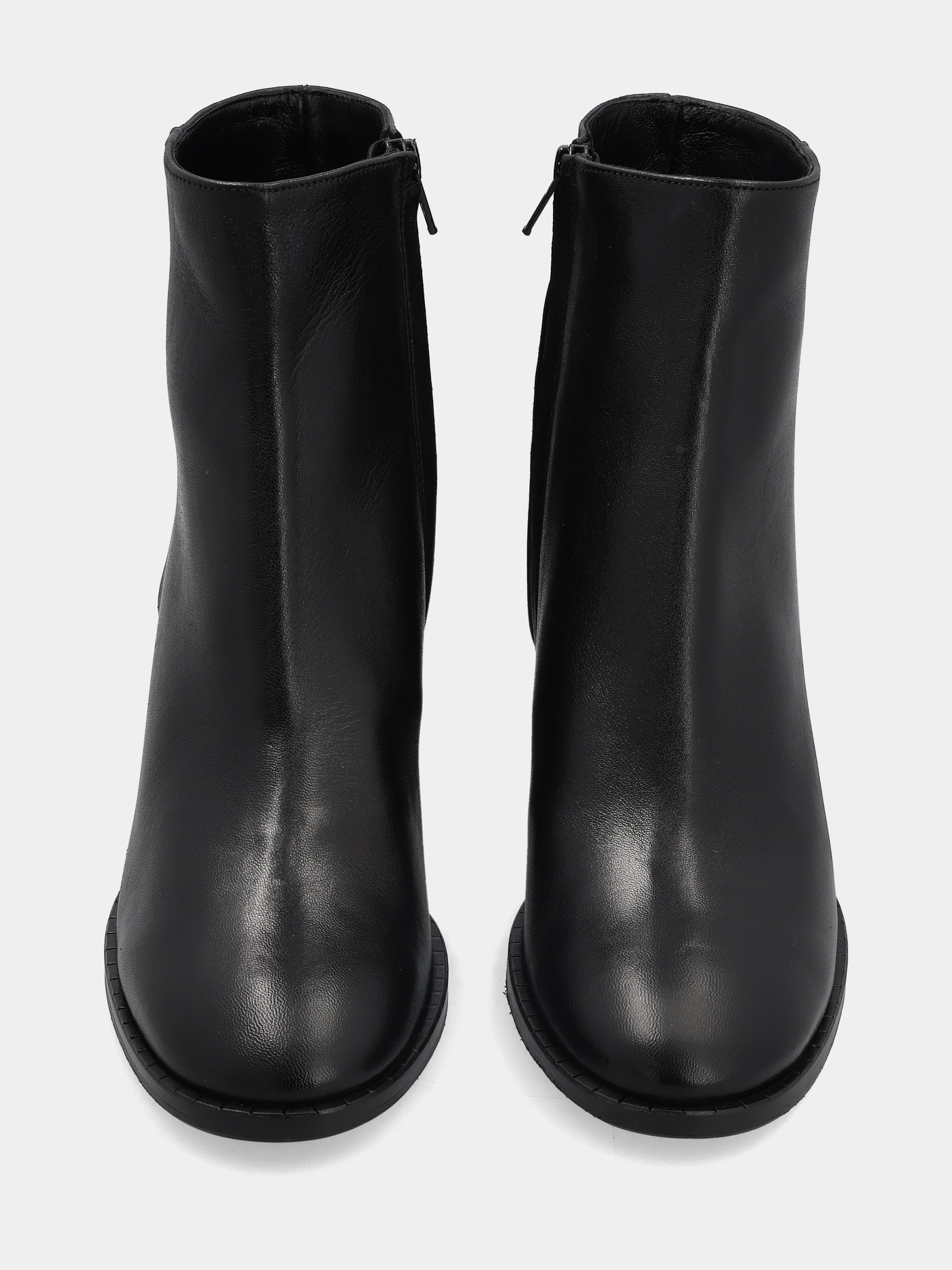 Sandalo monoblocco in vitello rosso con fascia ripiegata