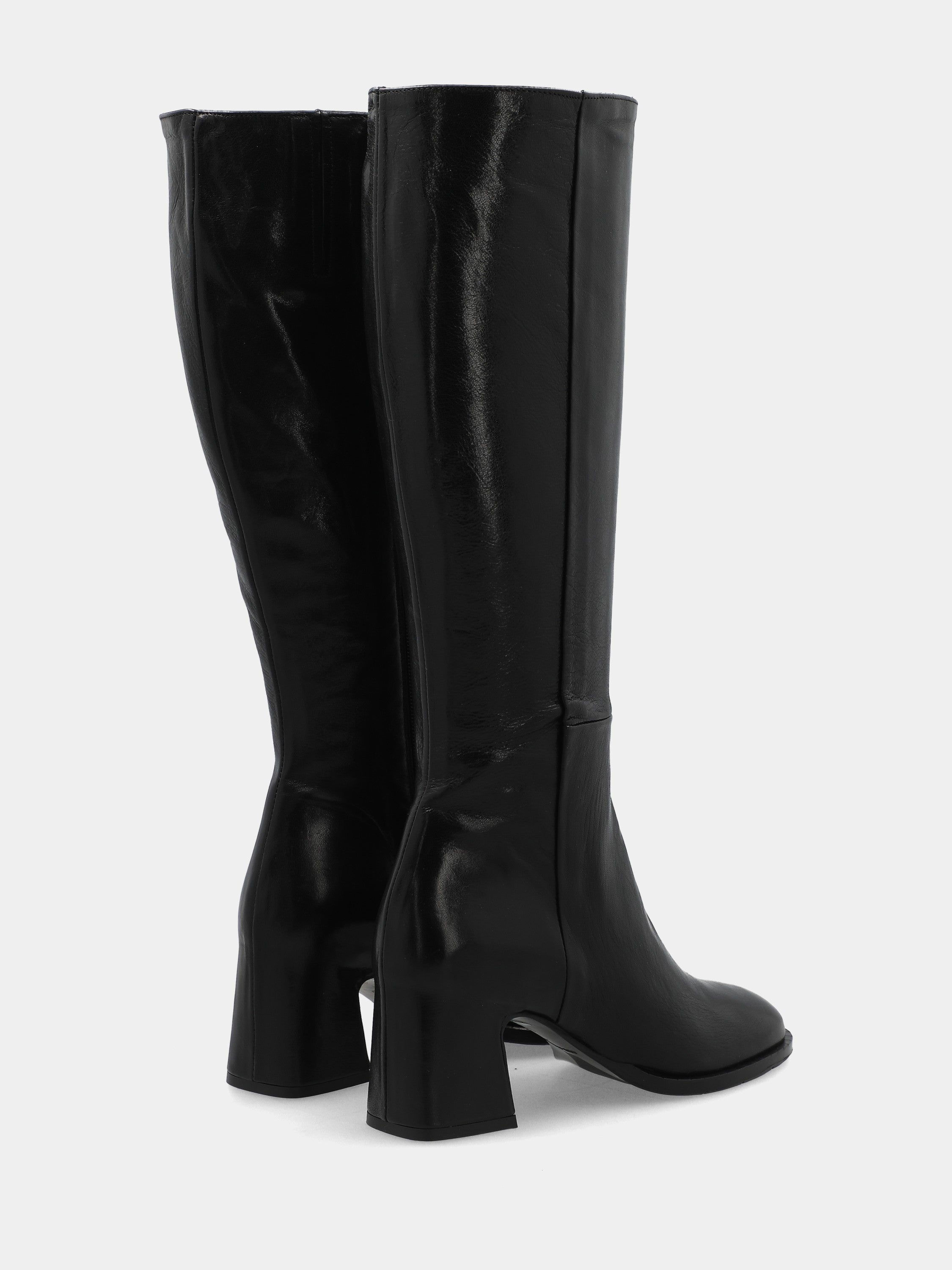 Stivale in vitello nero con tacco largo a coda 50mm rivestito