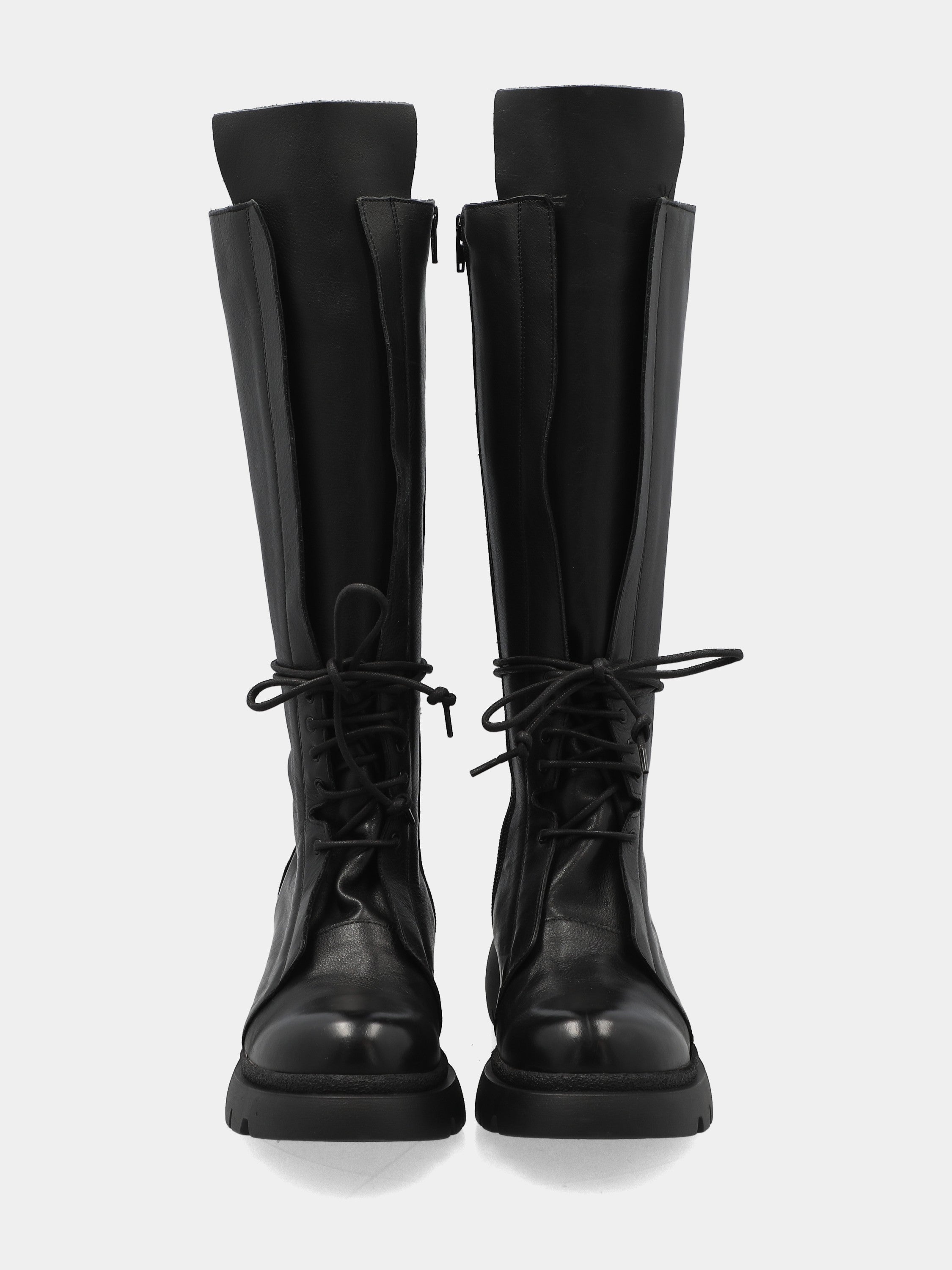 Combat boot in black nappa leather with platform and side zipper