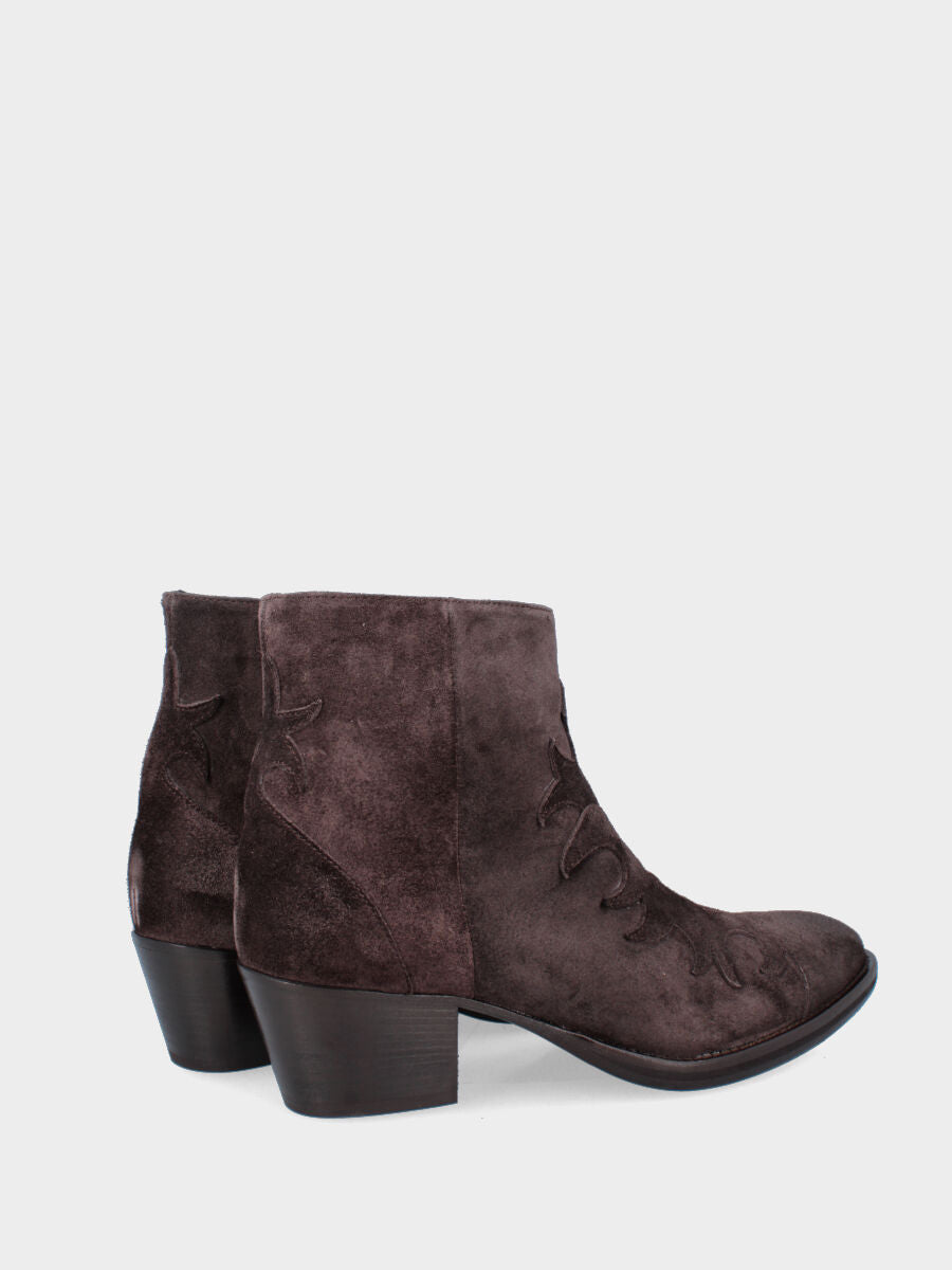 Camperos in velour testa di moro con riporti fiammati e tacco medio