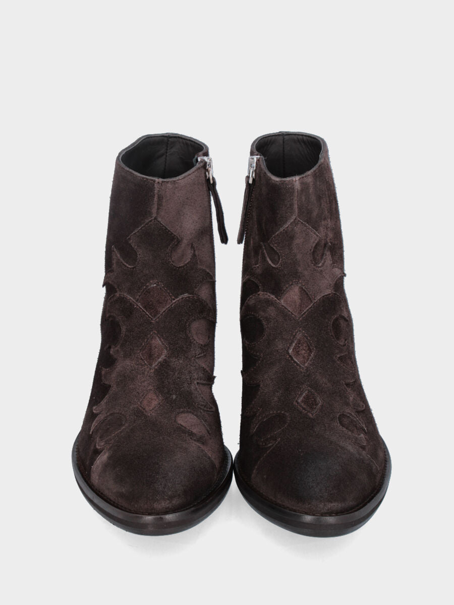 Camperos in velour testa di moro con riporti fiammati e tacco medio