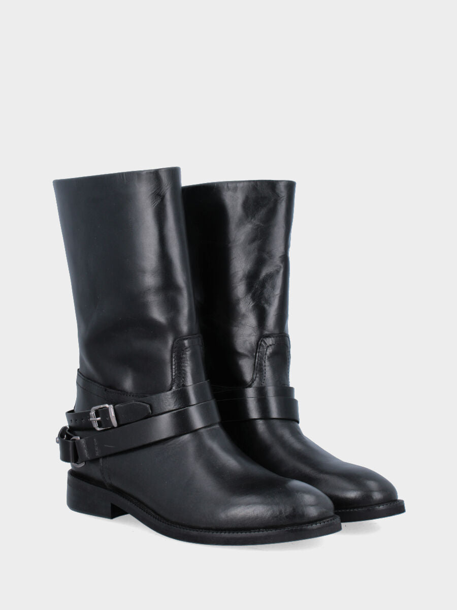 Camperos in vitello nero con cinturini alla caviglia