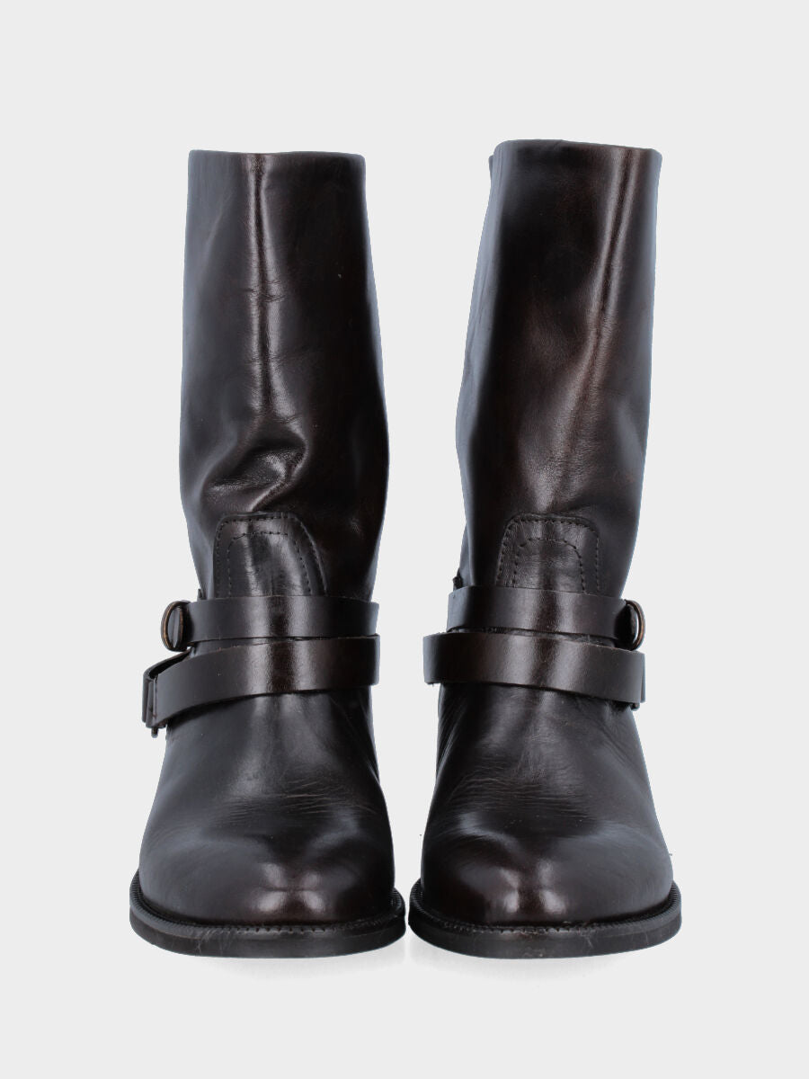 Camperos in vitello testa di moro con cinturini alla caviglia