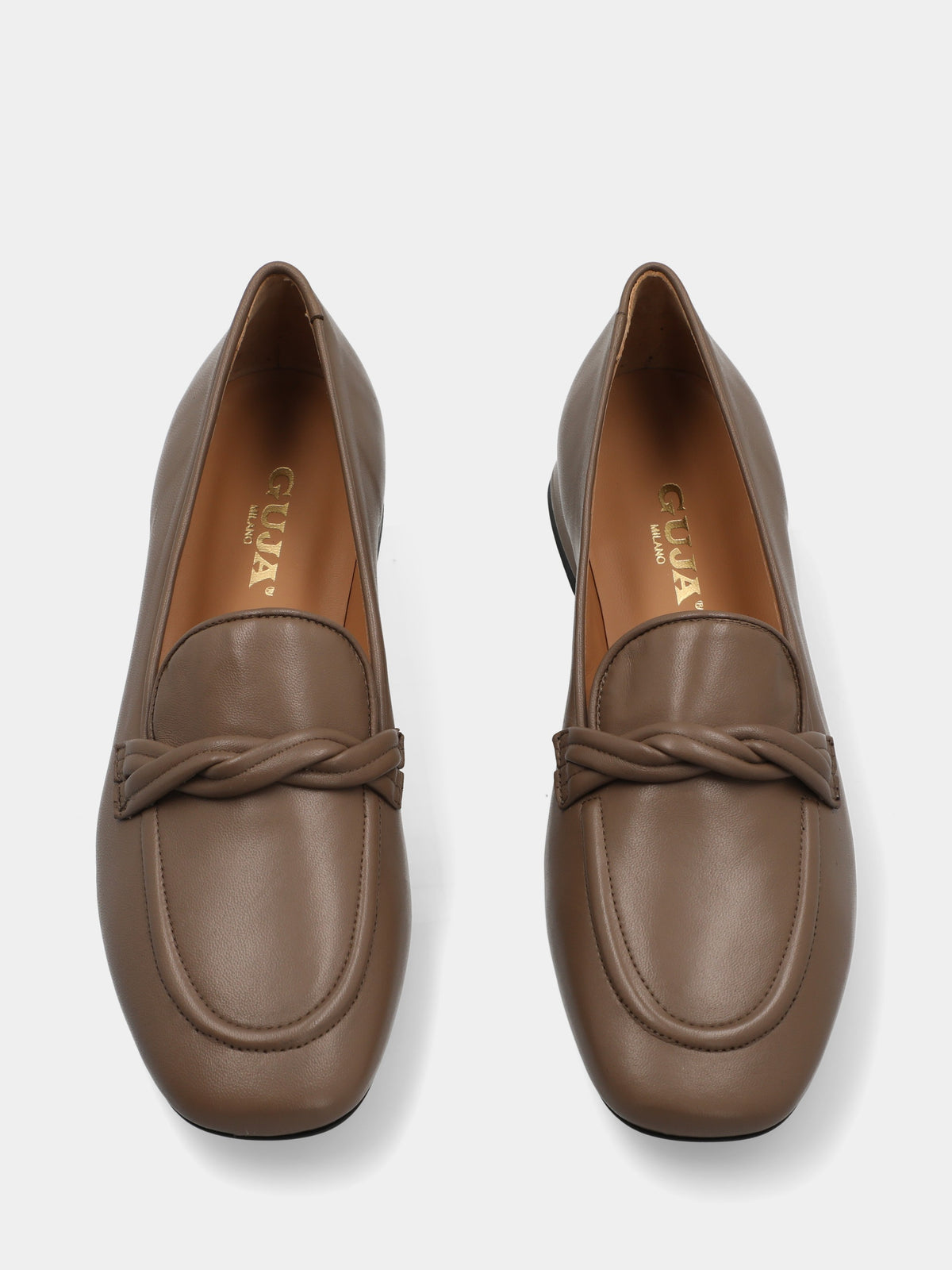 Mocassino in nappa marrone con mignon intrecciati