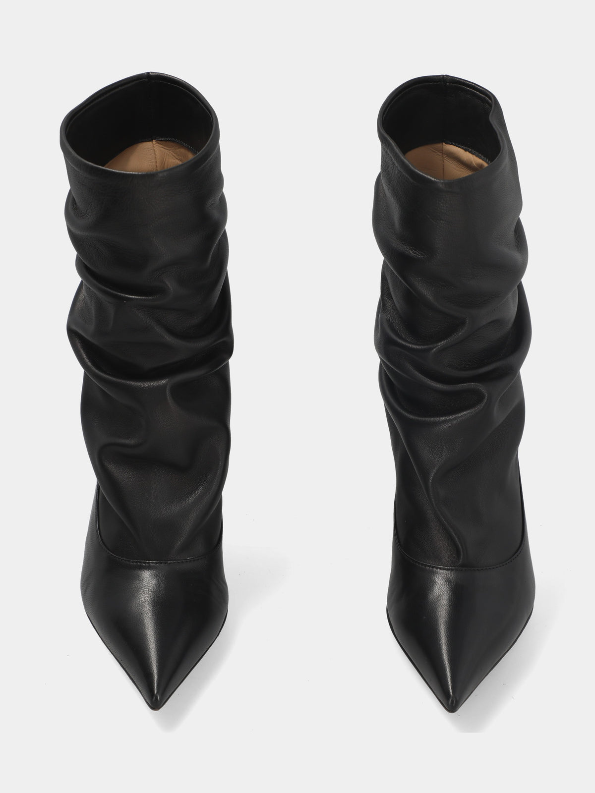 Stivaletto in nappa nera con pince