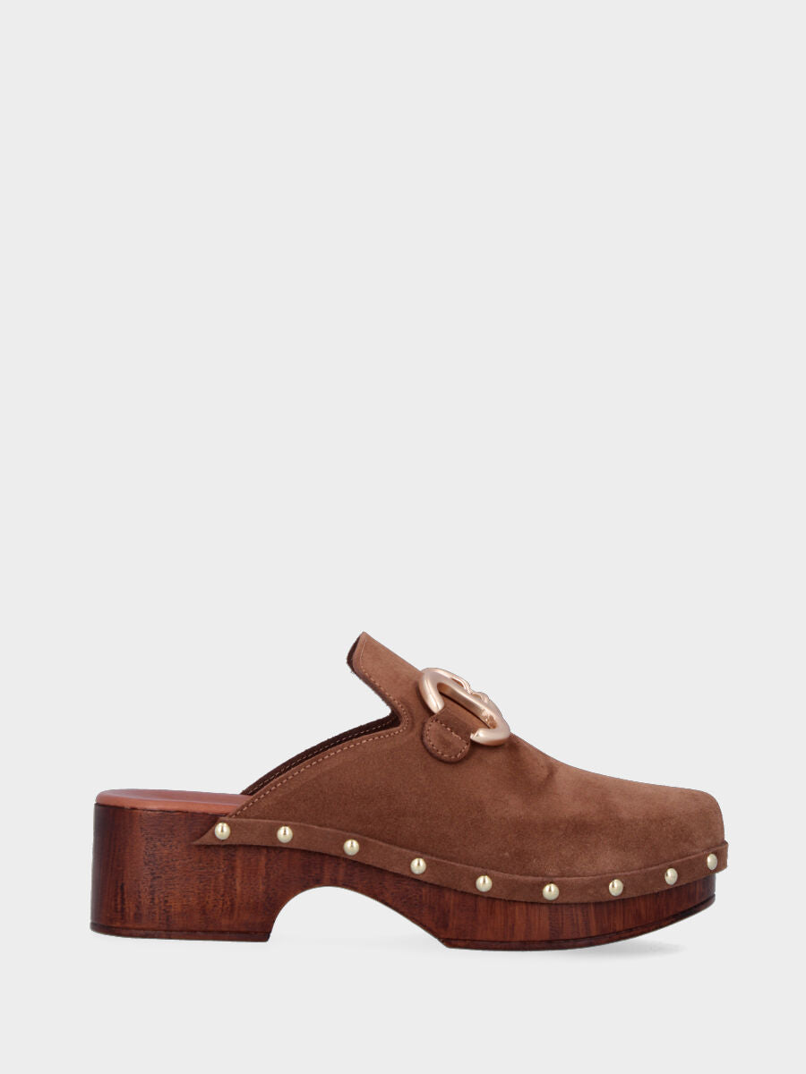 Zoccolo a sabot marrone in pelle con morsetto