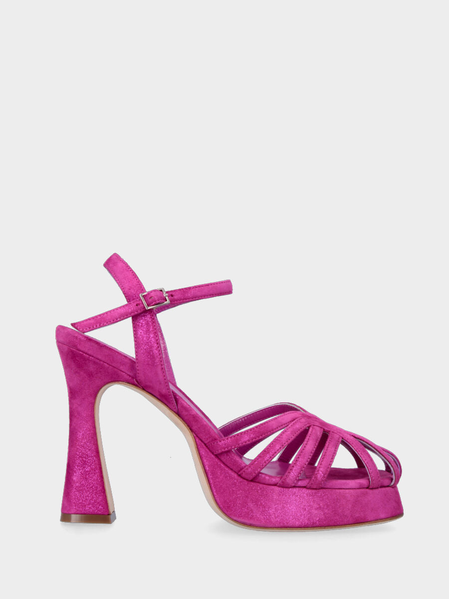 Fuchsiafarbener Ledersandale mit Riemchen und Plateau