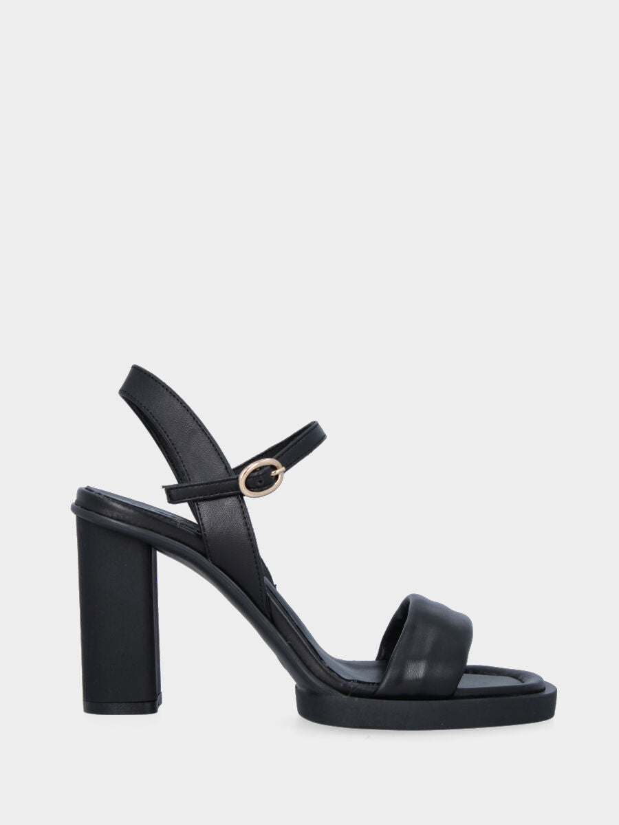 Sandalo nero in pelle con fascia