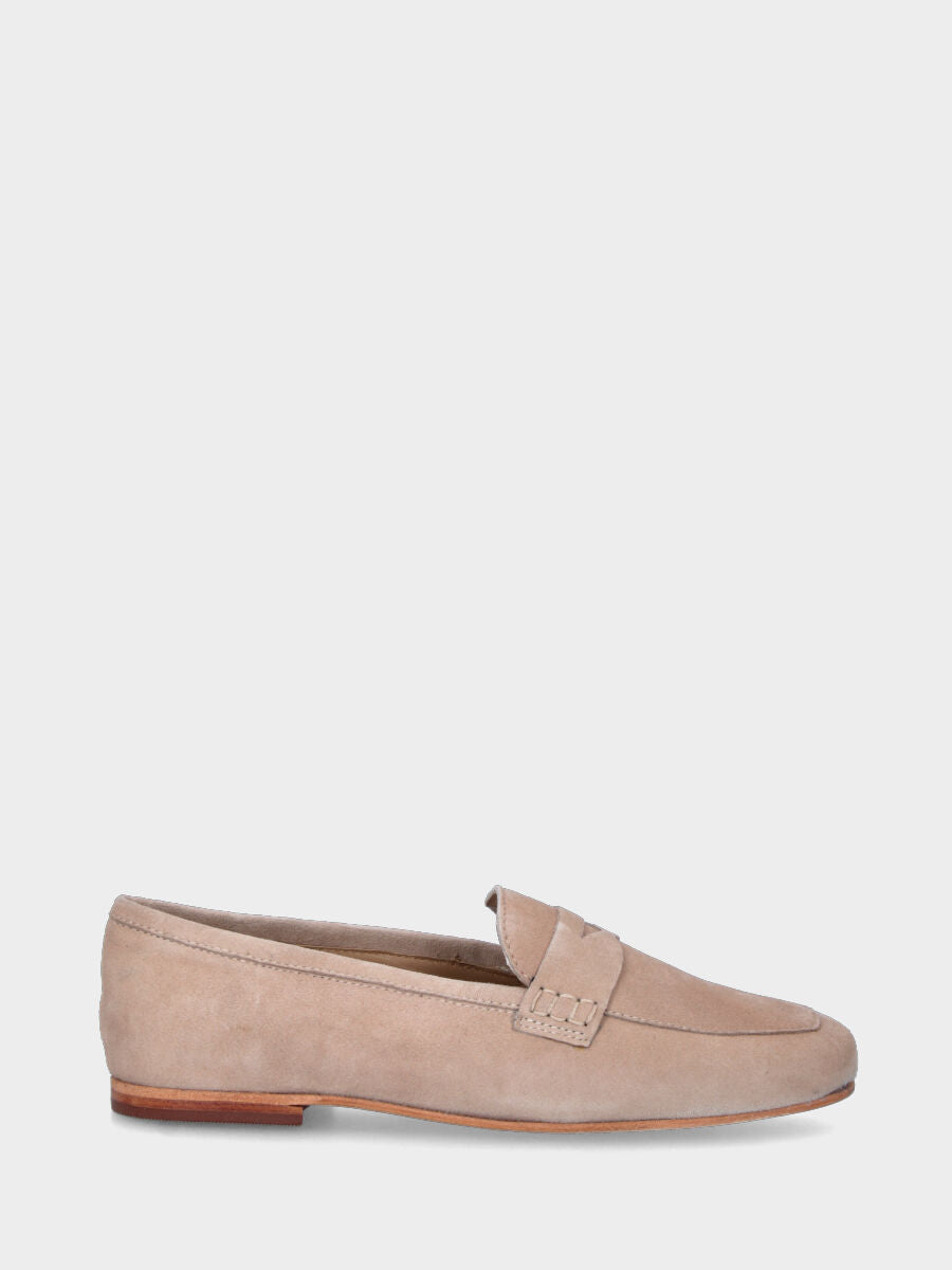 Mocassino beige in pelle cucito a sacchetto