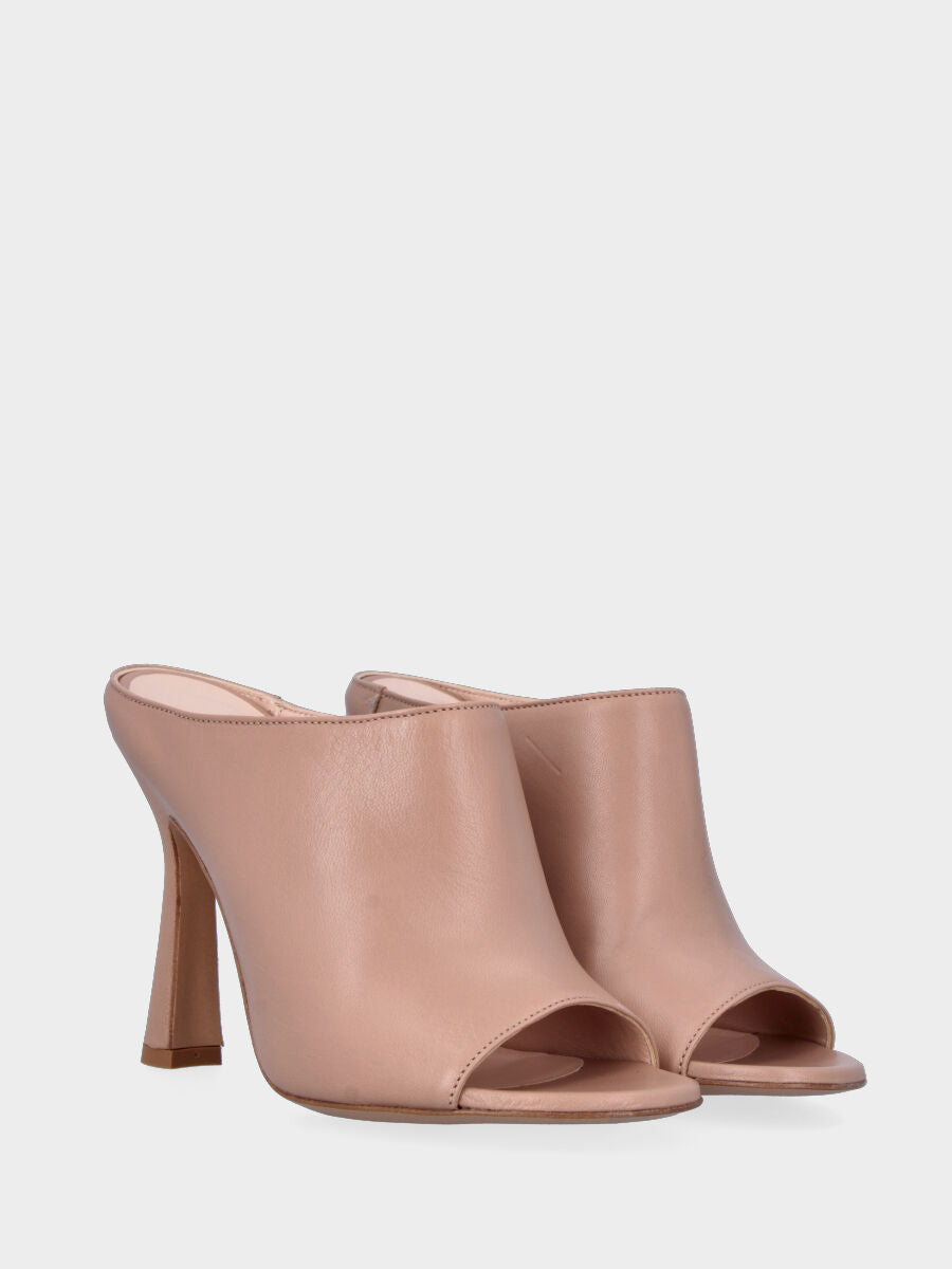 Sabot con tacco nude in pelle aperto in punta