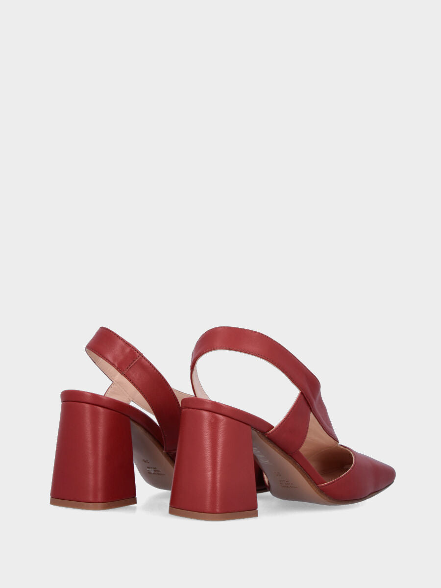 Braune Pumps Slingback aus Leder mit schrägem Riemen