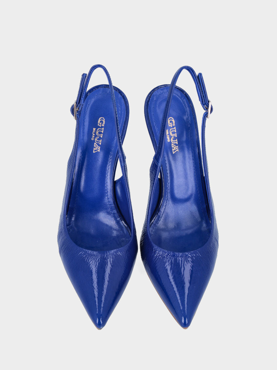 Chanel blu in pelle con tacco sottile e scollo tondo