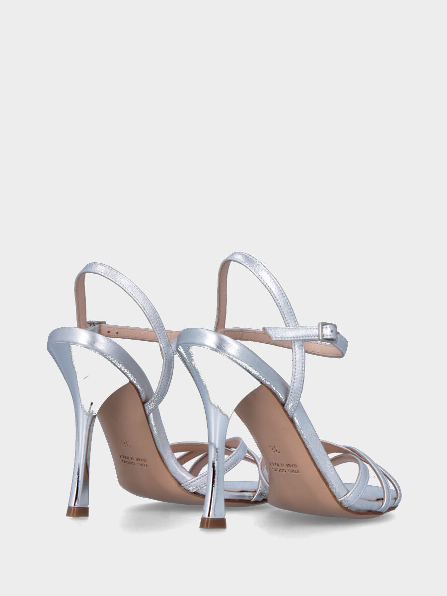 Sandalo grigio in pelle con incrocio di listini