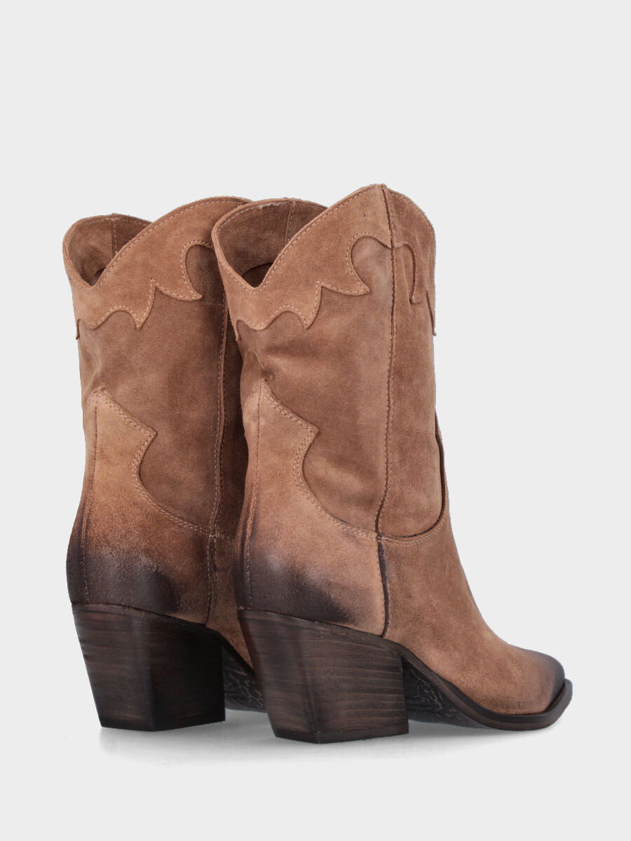 Campero beige en cuir modèle bottine avec décorations