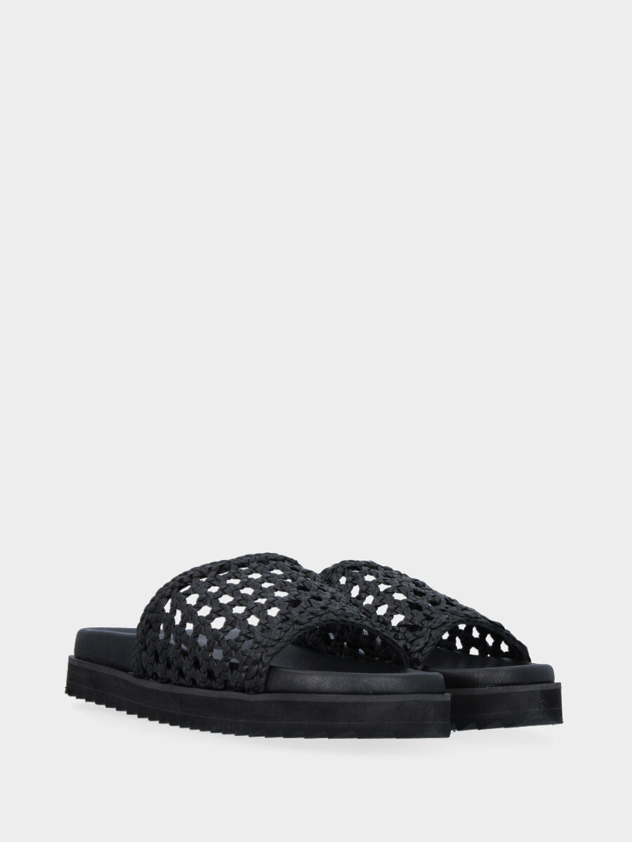 Black leather slipper with braided band
