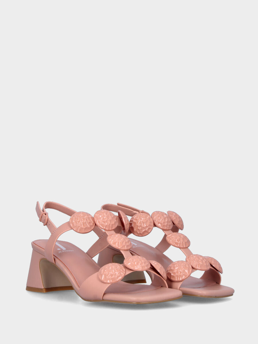 Nude leather heeled sandal with round buttons