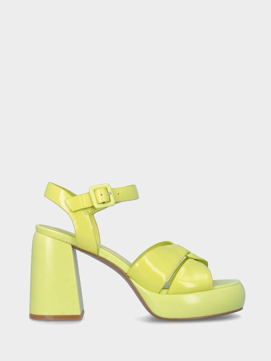 Sandalo con tacco giallo limone in pelle con fasce incrociate