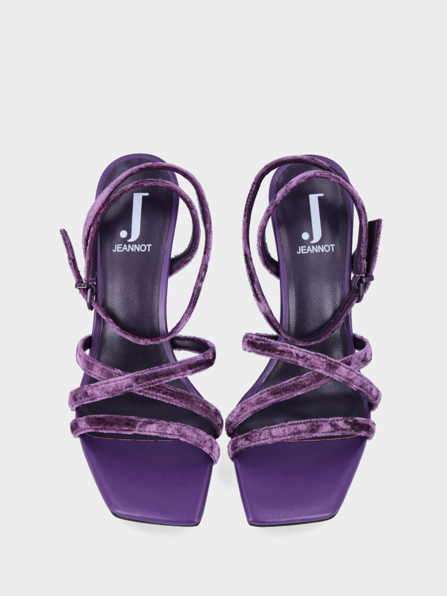 Sandalo con tacco viola con listini in velluto