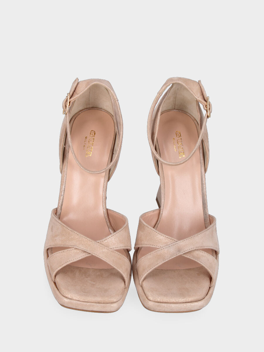 Sandalo beige in pelle glitterata a fasce incrociate