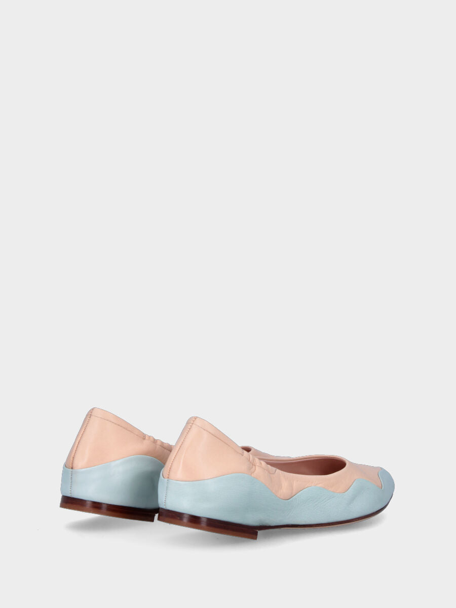 Ballerina bicolore in pelle con motivo ondulato
