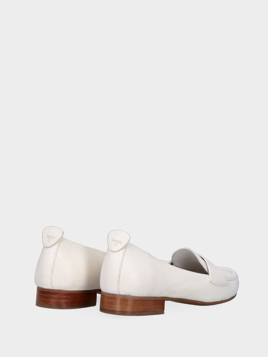 White leather moccasin with smooth strap