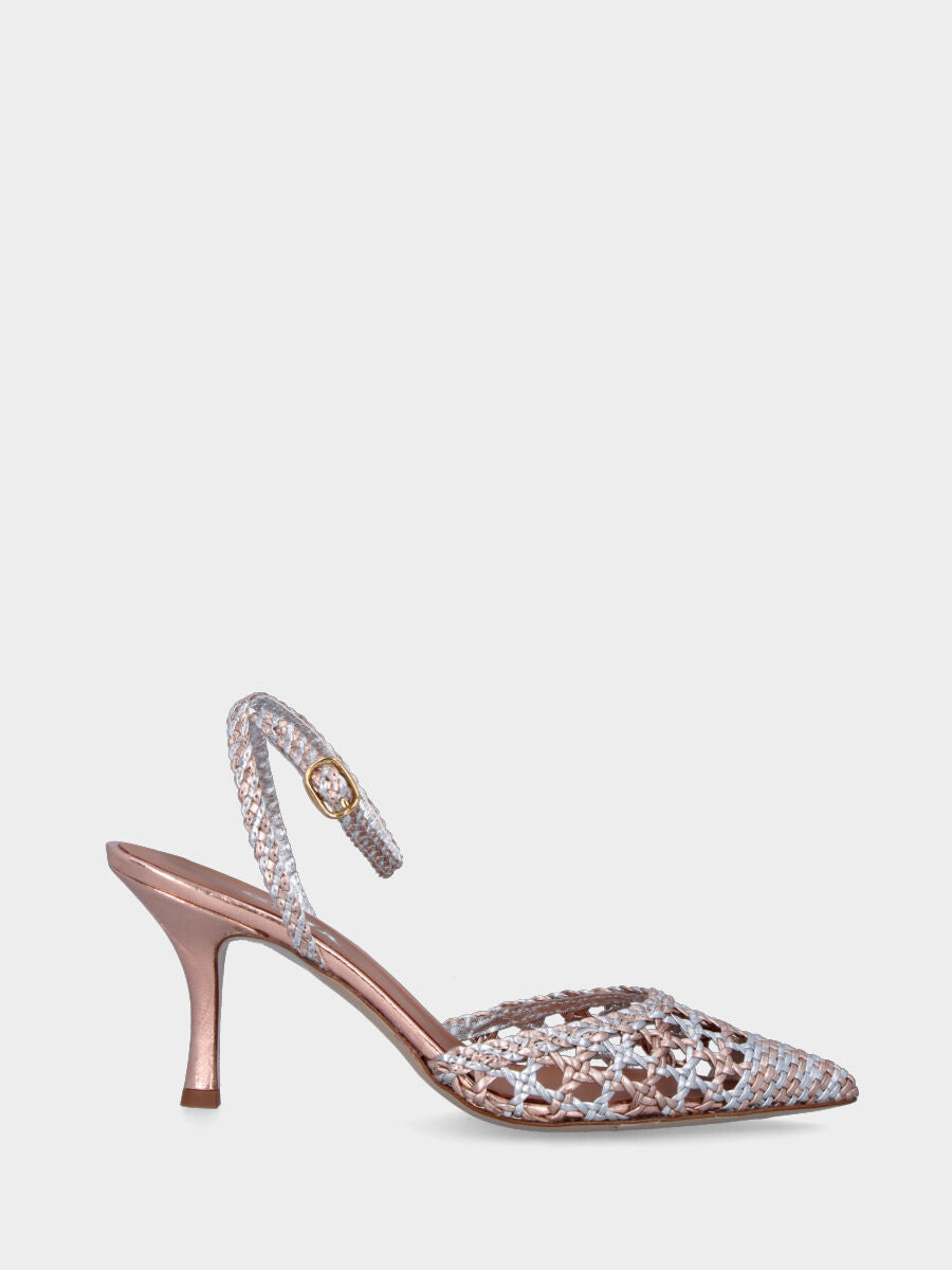 Décolleté laminata argento con tomaia intrecciata e cinturino alla caviglia modello slingback