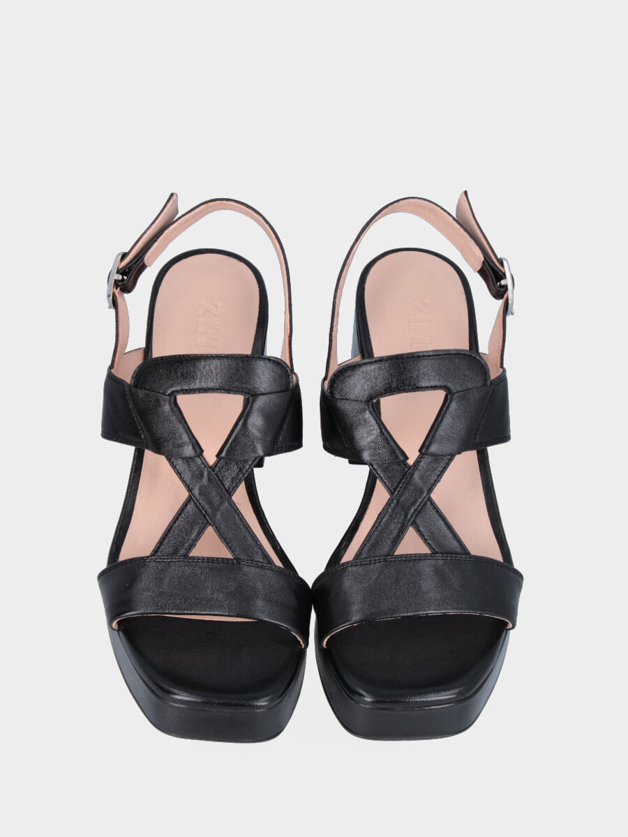 Sandalo nero in pelle con fascia incrociata