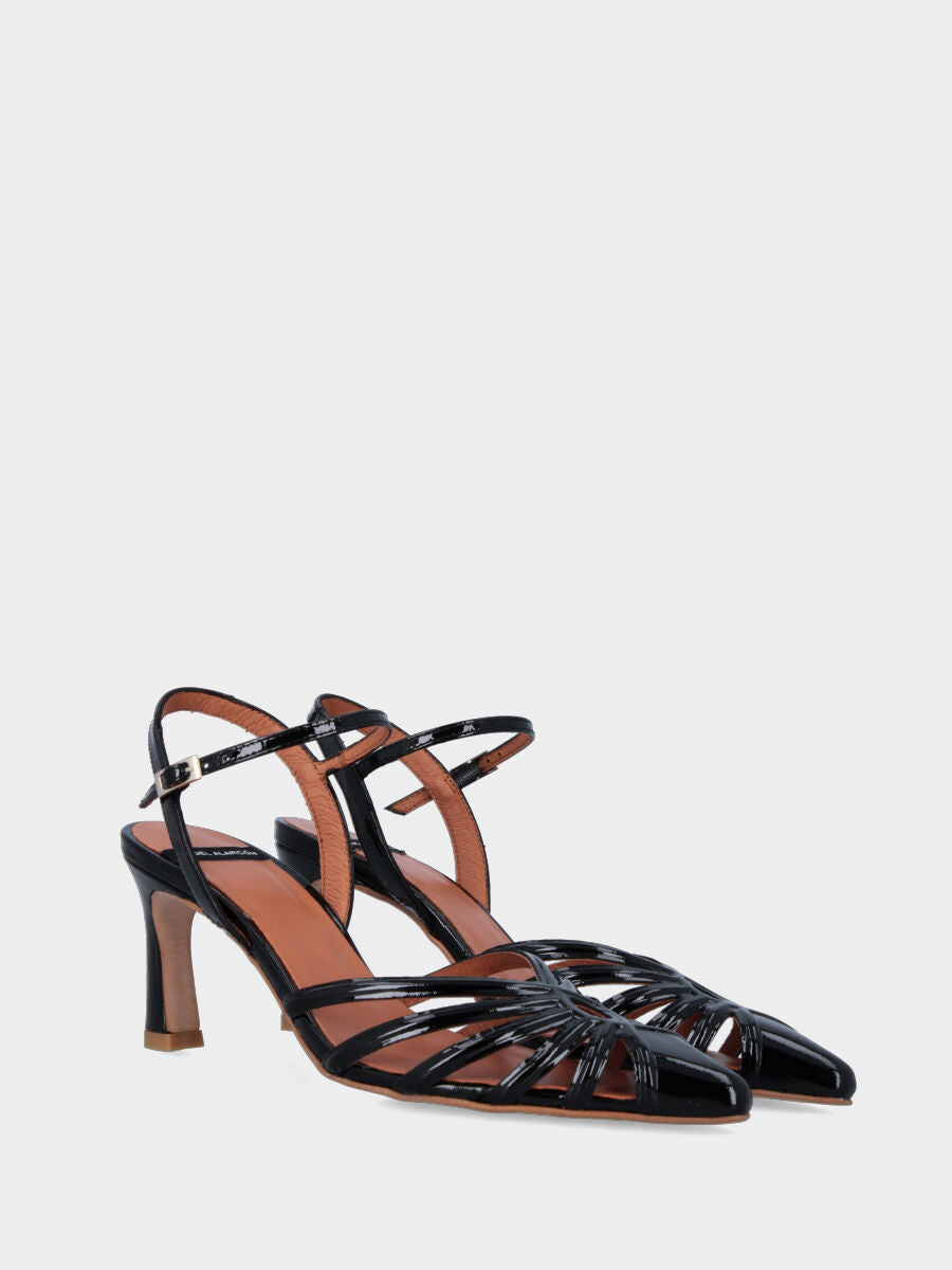 Schwarzer Lack-Sandalette mit gewölbten Riemchen