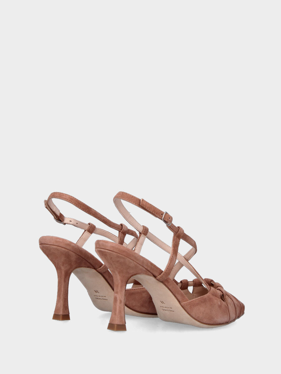 Beige leather pointed sandal with overlapping straps