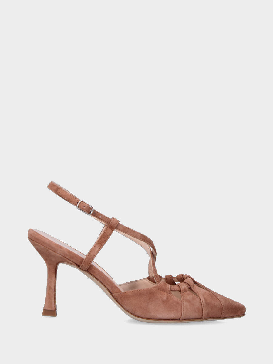 Beige leather pointed sandal with overlapping straps