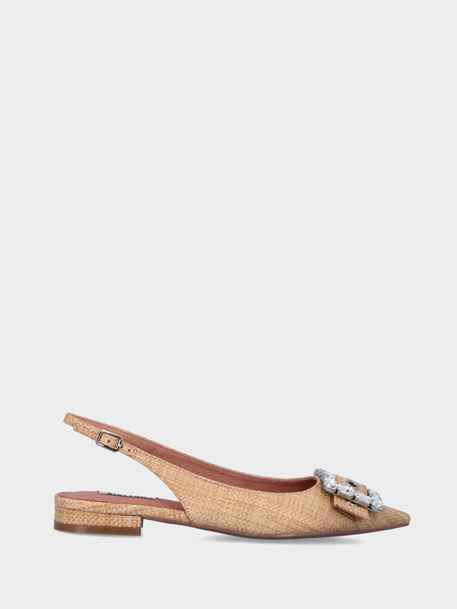 Slingback beige en raphia avec boucle bijou et bride