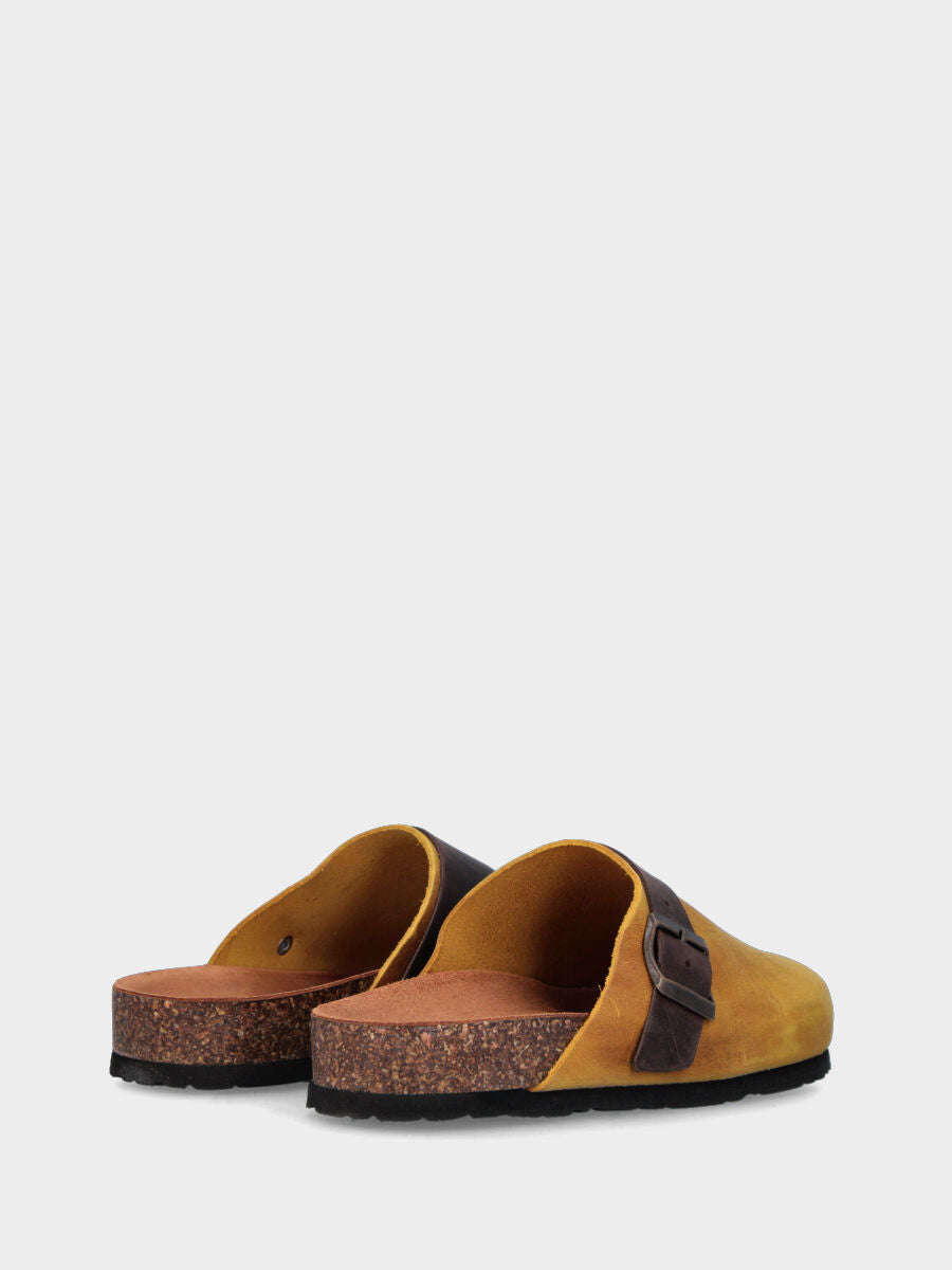 Sabot giallo in pelle con fibbia