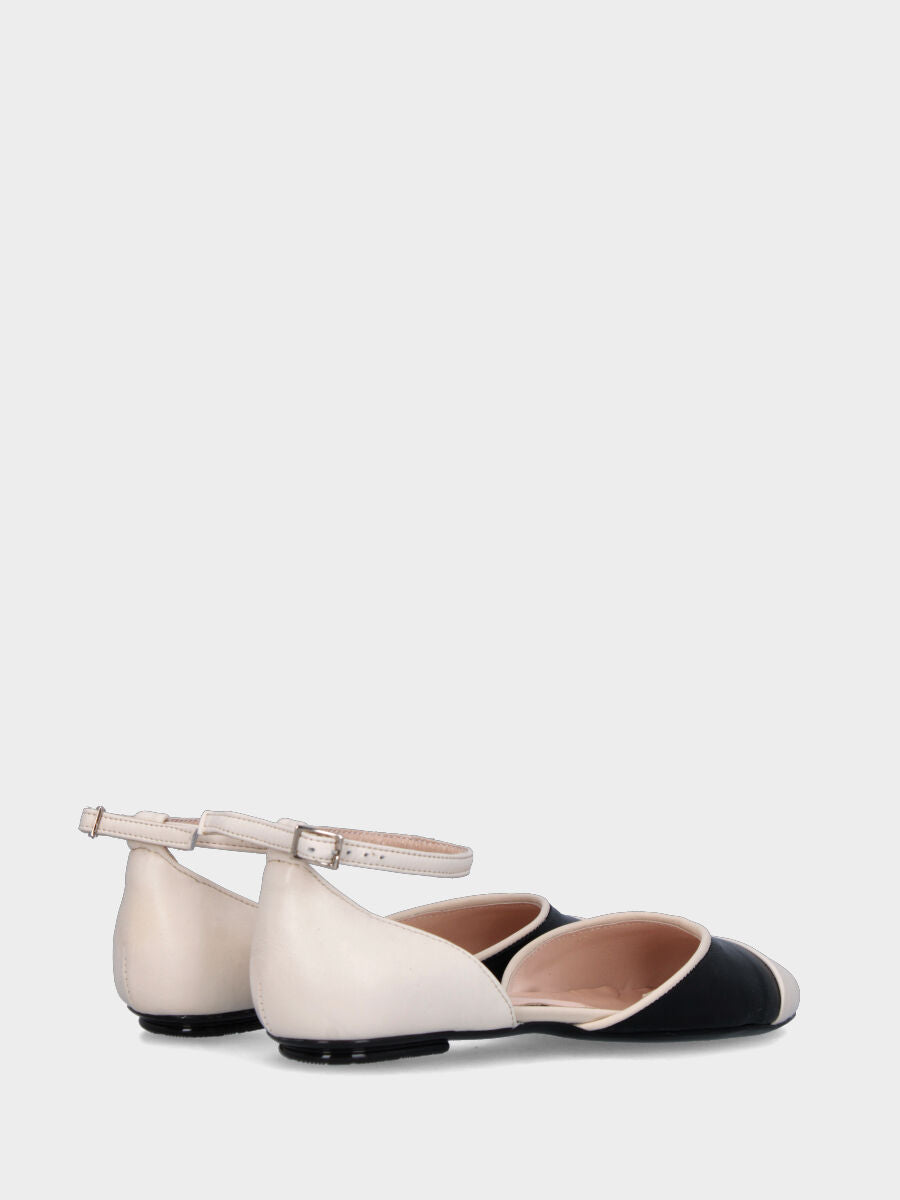 Ballerina bicolore in pelle con punta bianca