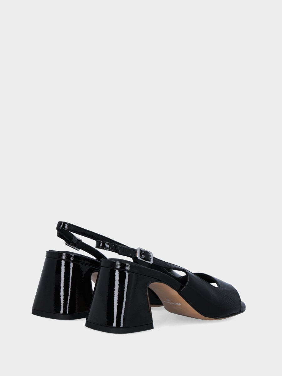 Black patent leather sandal with square neckline