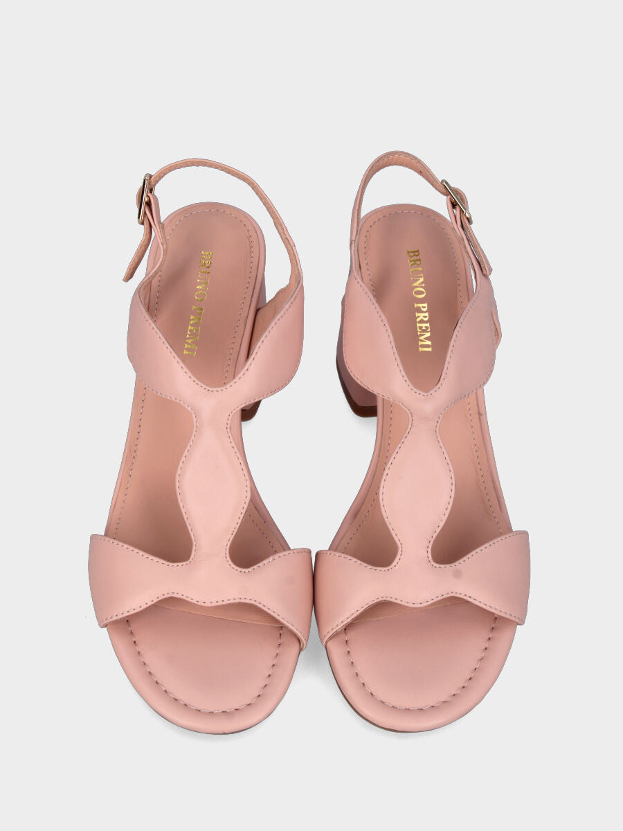 Sandalo nude in pelle con fascette ondulate