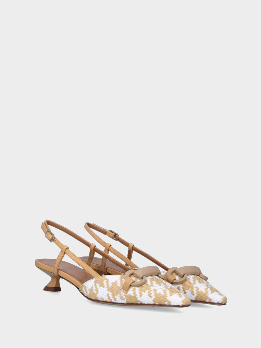 Escarpin slingback beige en raphia tressé imprimé pied-de-poule