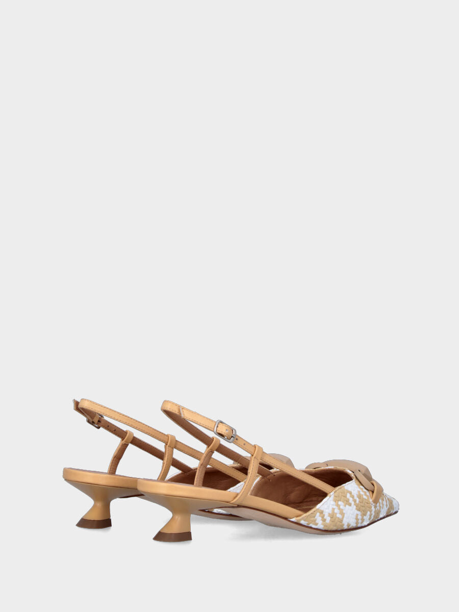 Escarpin slingback beige en raphia tressé imprimé pied-de-poule