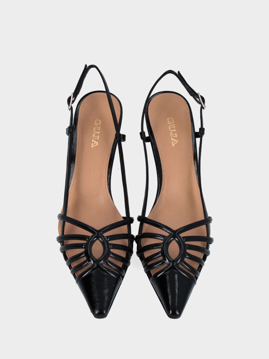 Escarpin slingback noir en vernis avec lanières en arc