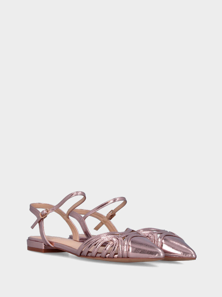 Slingback rosa in ecopelle laminata a punta sfilata con listini arcuati