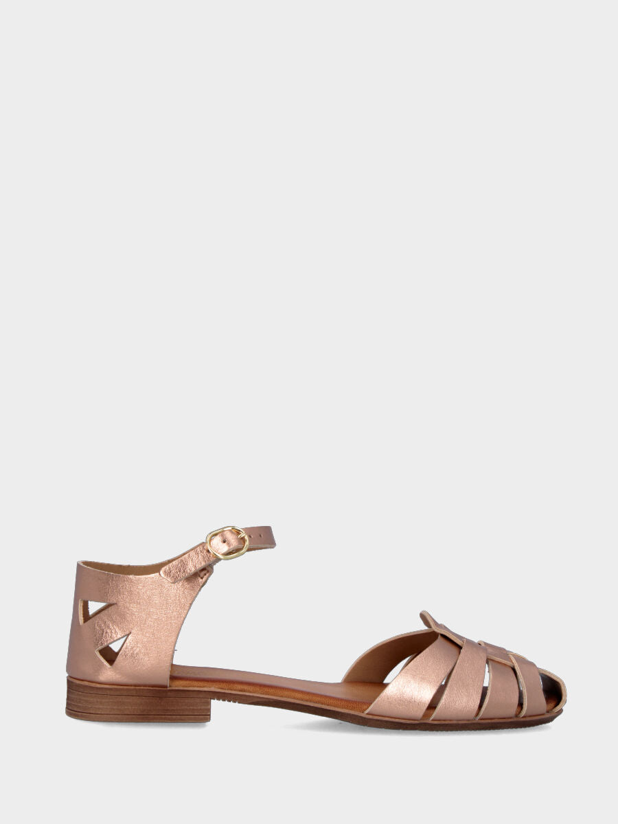 Pink laminated leather sandal with woven straps and small top
