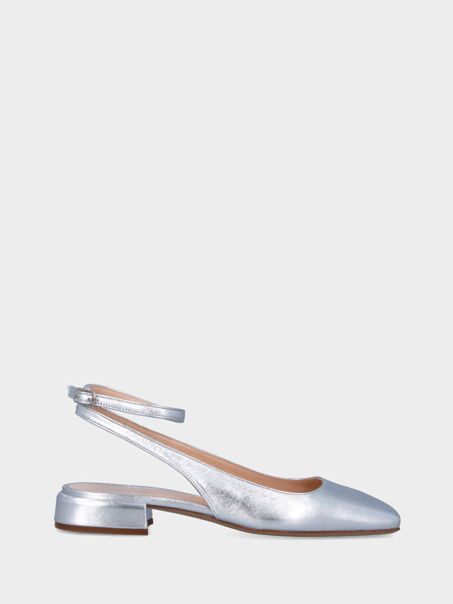 Slingback argento in pelle a punta quadrata con cinturino alla caviglia
