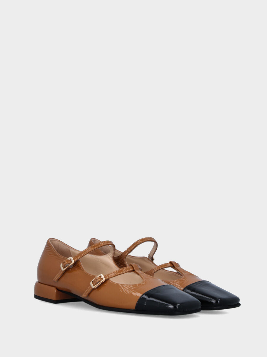 Ballerine Charleston en couleur naplak cuoio et pointe noire