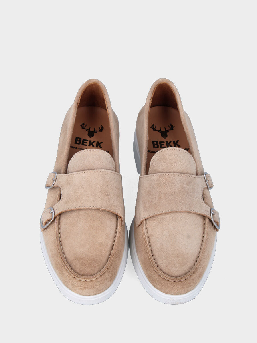 Mocassino beige in pelle con pattina e fondo para a contrasto