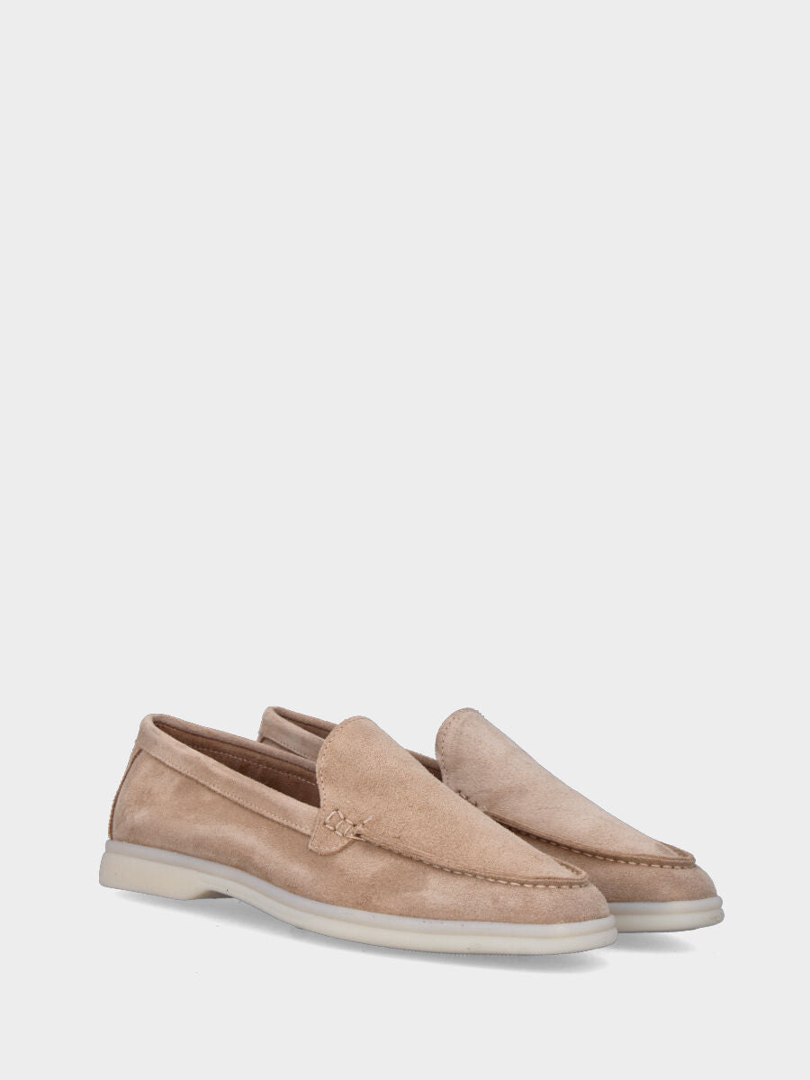Mocassin beige en cuir avec semelle à contraste