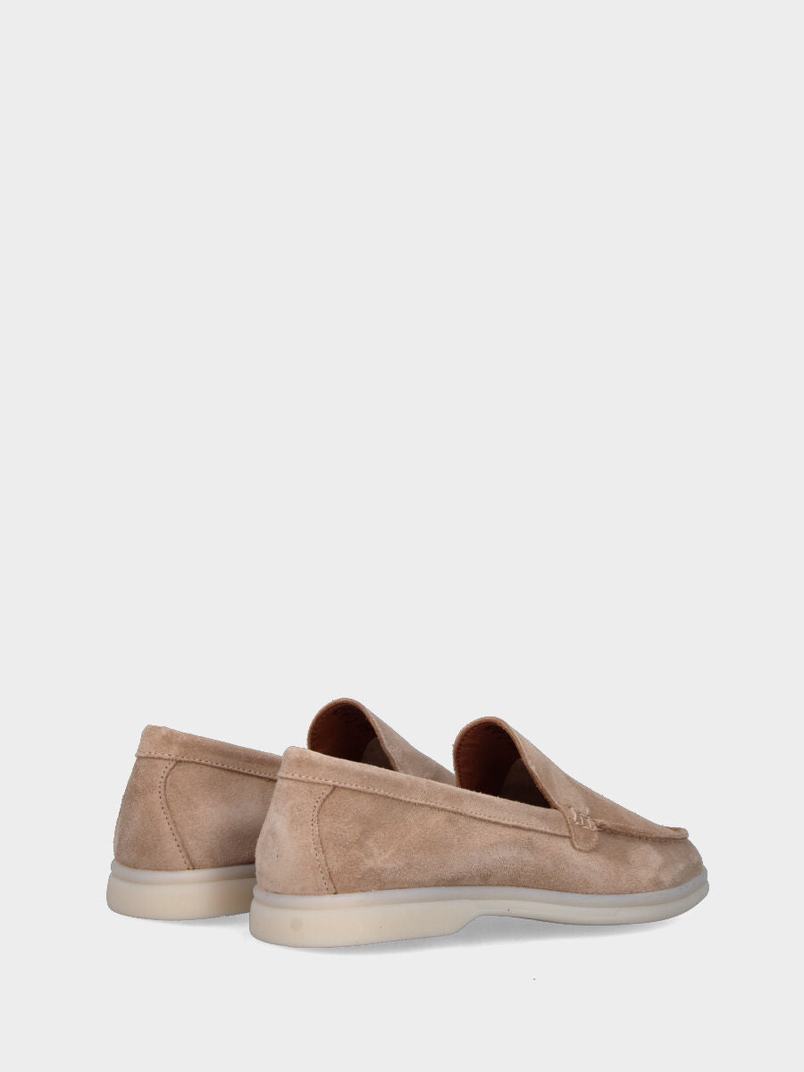 Mocassin beige en cuir avec semelle à contraste