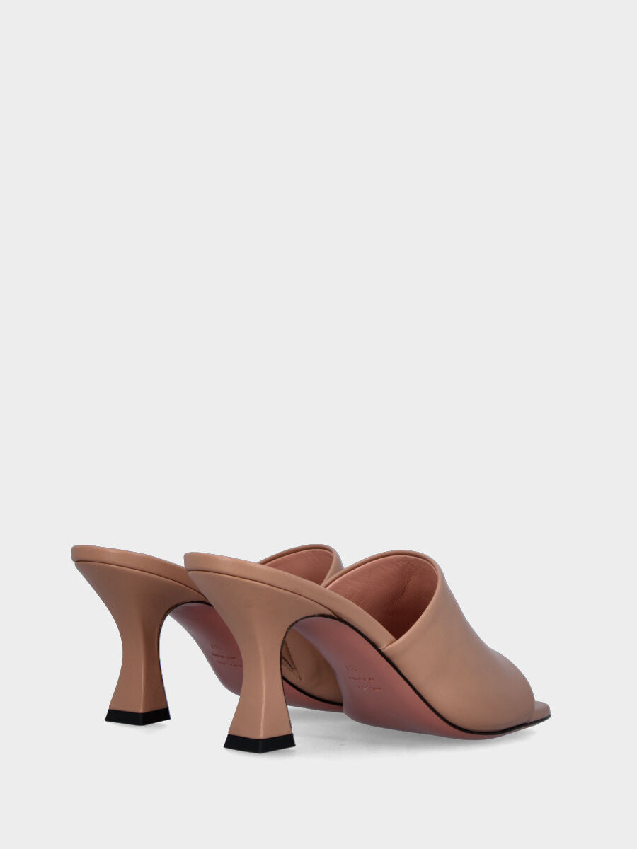Ciabattina beige in pelle con fascia e tacco incavato