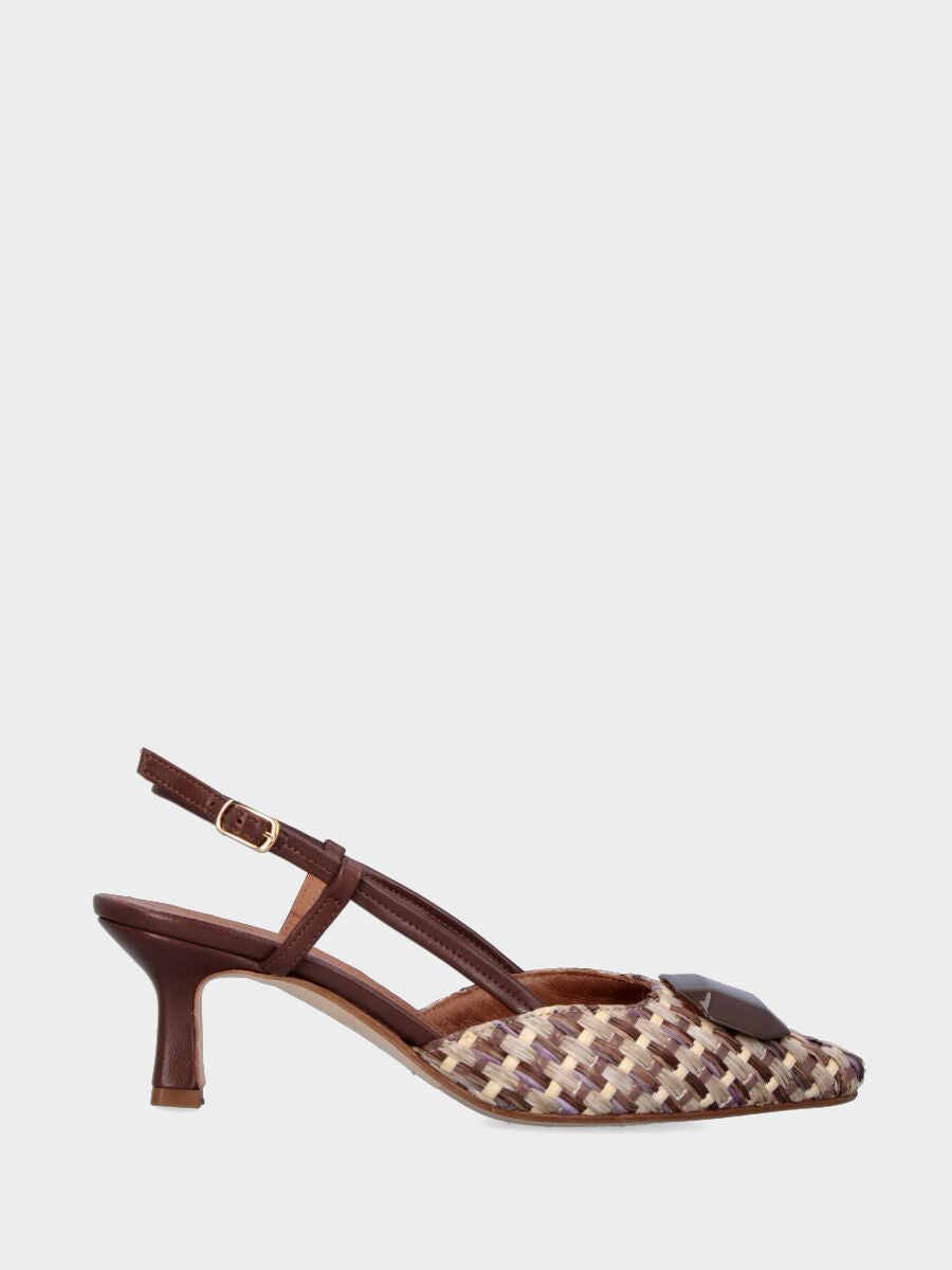 Slingback bicolore beige en raphia tressé avec bouton facetté