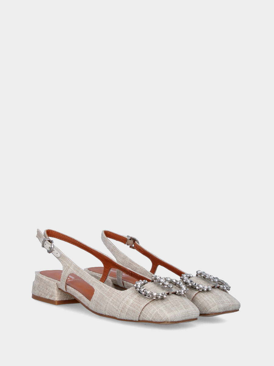 Beiger Slingback aus Stoff mit Schmuckaccessoire